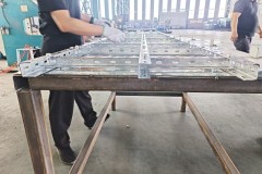 走线架/电缆桥架出口厂家服务参考：河北百著金属制品的产能与资质解析