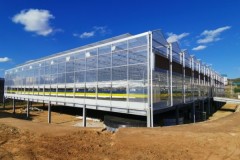 四川地区温室大棚产品选型参考——连栋薄膜温室与智能阳光板温室对比分析
