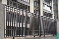 成都锌钢护栏厂家：技术解析与场景应用