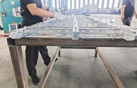走线架/电缆桥架出口厂家服务参考：河北百著金属制品的产能与资质解析