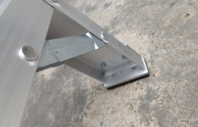 登高安全设备技术解析——聚焦创乾梯具产品体系与应用场景