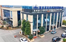 户外照明工程可靠性解析：莱宏照明的实践路径