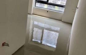自流平水泥施工体验解析：星聚建材地坪材料实践观察